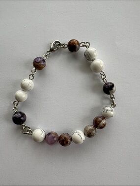 “Howling Amethyst” Hybrid bracelet by JILpeaces
